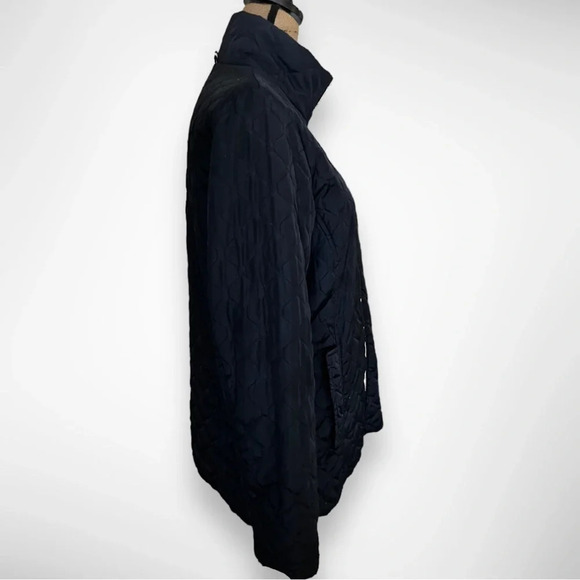 TOMMY HILFIGER Women's 3-in-1 All Weather System Quilted Jacket Medium |‎ EUC - Picture 5 of 12